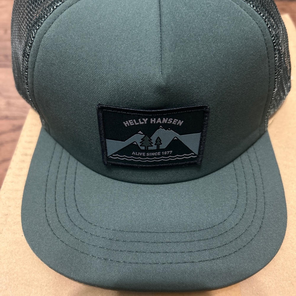 Helly Hansen cap
